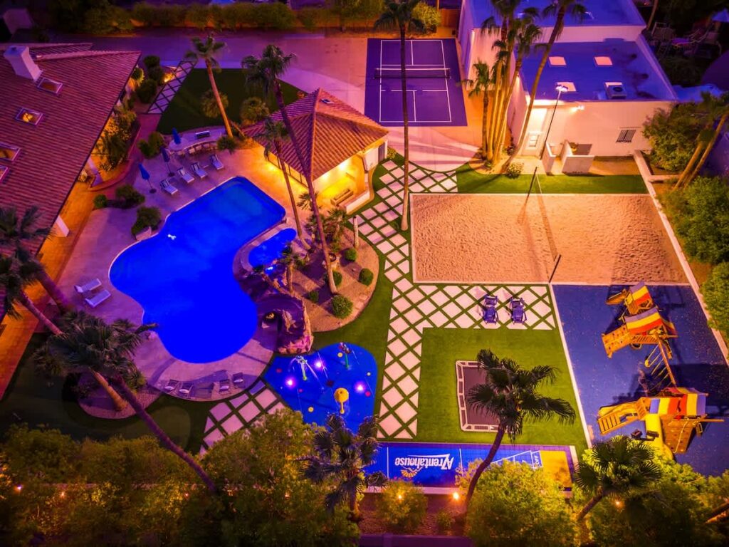 3Mill$Waterslide Paradise+Vball+IndoorBball+Golf Main Image
